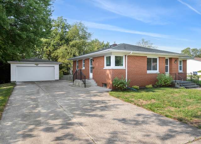 Property at 1200 Park Ave, Grand Haven, MI 49417, 3 beds, 1 bath