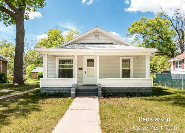 Property at 2833 Hoyt St, Muskegon Heights, MI 49444, 2 beds, 1 bath