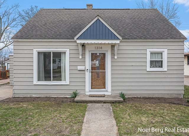 Property at 1314 Grant St, Grand Haven, MI 49417, 3 beds, 1 bath