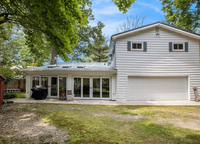 Property at 4253 Indian Isle, Battle Creek, MI 49017, 4 beds, 2 baths