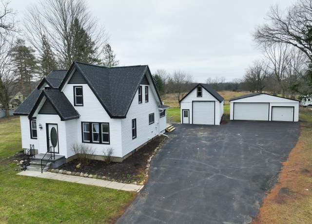 Property at 4981 W Liberty Rd, Ann Arbor, MI 48103, 4 beds, 2.5 baths