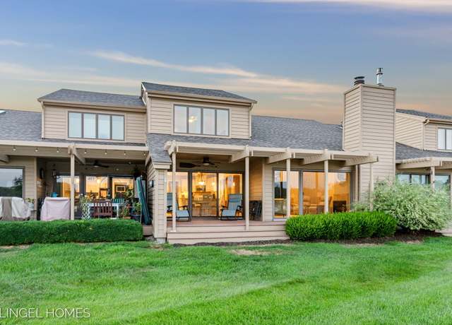 Property at 15784 Prospect Point Dr #10, Spring Lake, MI 49456, 3 beds, 3 baths