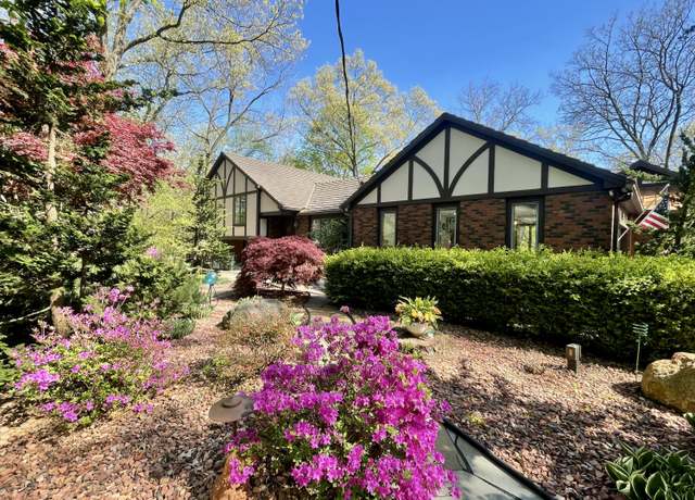 Property at 13829 Riker Rd, Chelsea, MI 48118, 5 beds, 4 baths