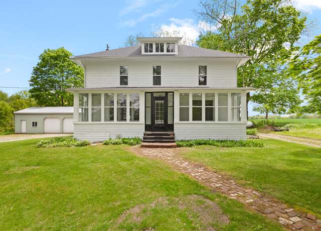 Property at 8001 S Jackson Rd, Jackson, MI 49201, 4 beds, 1 bath