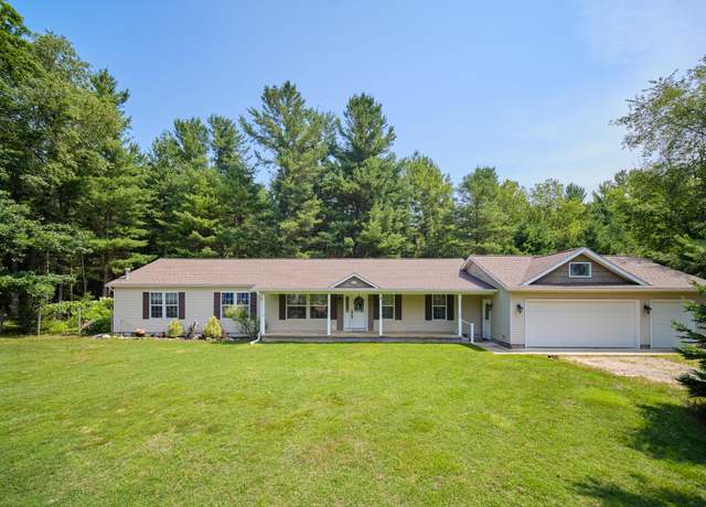 Property at 9155 Ivanhoe Dr, Onekama, MI 49675, 3 beds, 2.5 baths