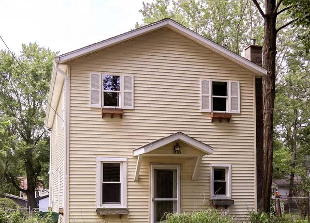 Property at 1355 Middle Ln, Battle Creek, MI 49014, 3 beds, 2 baths
