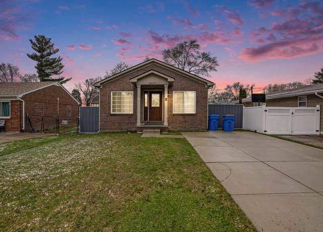 Property at 32677 Knapp Ave, Warren, MI 48093, 3 beds, 2 baths