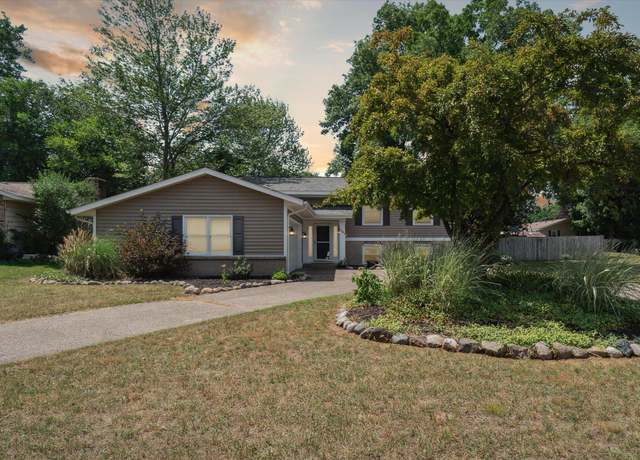 Property at 7941 Kinmont Ct, Jenison, MI 49428, 4 beds, 2 baths
