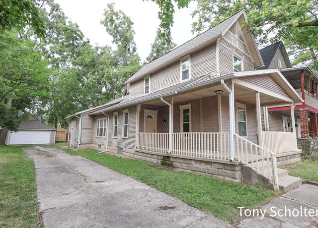 Property at 713 6th St NW, Grand Rapids, MI 49504, 3 beds, 1 bath