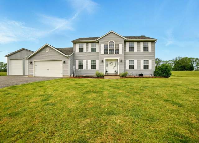 Property at 5534 W Clarksville Rd, Lake Odessa, MI 48849, 3 beds, 2.5 baths