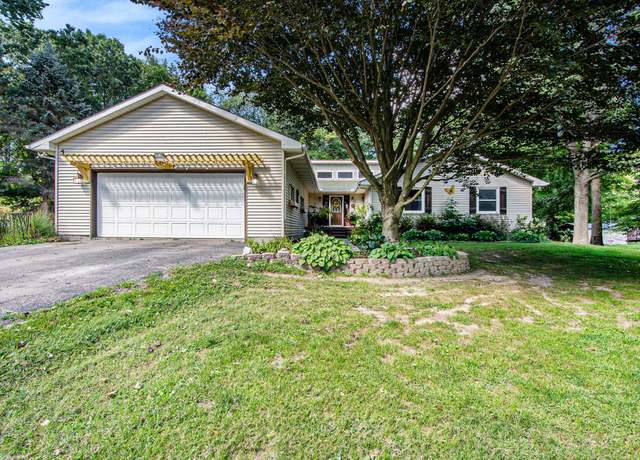 Property at 7715 Marquis Dr, Dexter, MI 48130, 4 beds, 3 baths