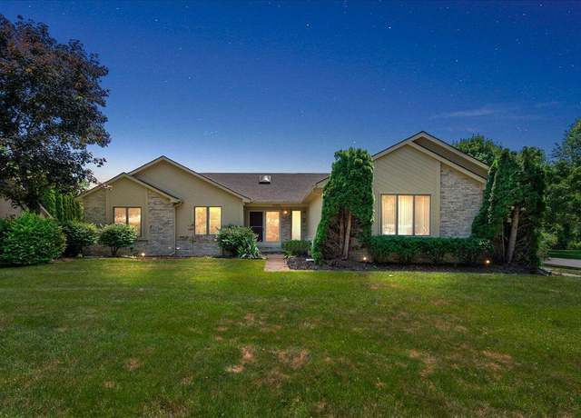 Property at 25036 Buckminster Dr, Novi, MI 48375, 3 beds, 2.5 baths