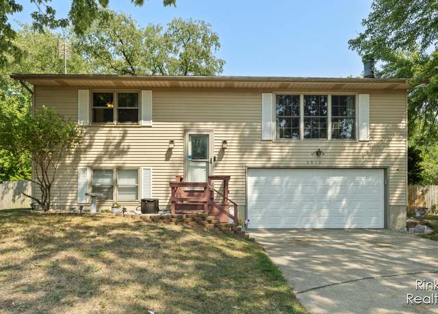Property at 3912 140th Ave, Holland, MI 49424, 4 beds, 1.5 baths