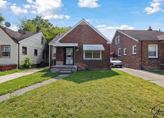 Property at 5561 Lakepointe St, Detroit, MI 48224, 3 beds, 1.5 baths