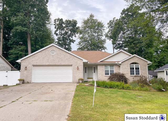 Property at 2510 Golfbury Dr SW, Wyoming, MI 49519, 5 beds, 3.5 baths