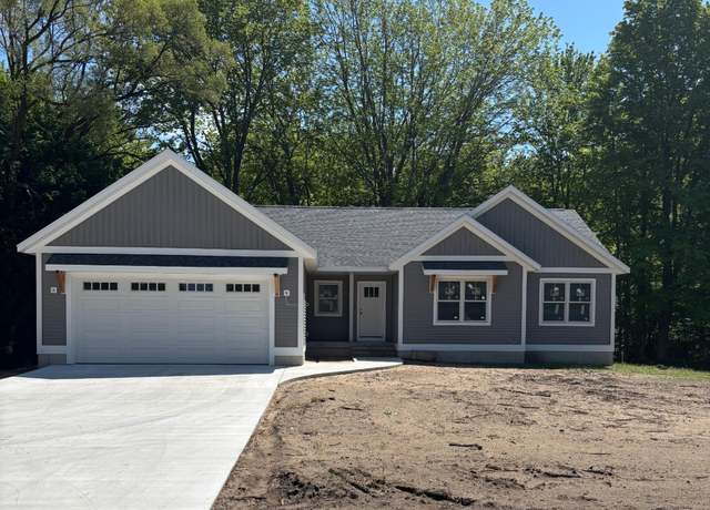 Property at 5128 Henry St, Norton Shores, MI 49441, 3 beds, 2.5 baths