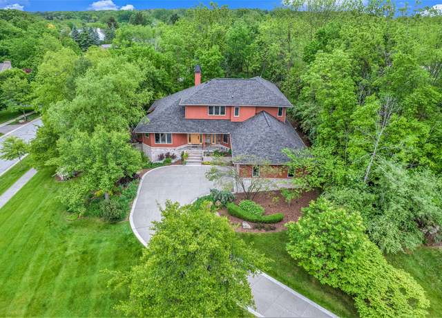Property at 2315 Tall Oaks Dr, Ann Arbor, MI 48103, 4 beds, 3.5 baths