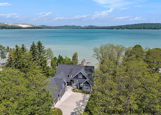 Property at 8771 Shorebird Ln, Empire, MI 49630, 6 beds, 5 baths