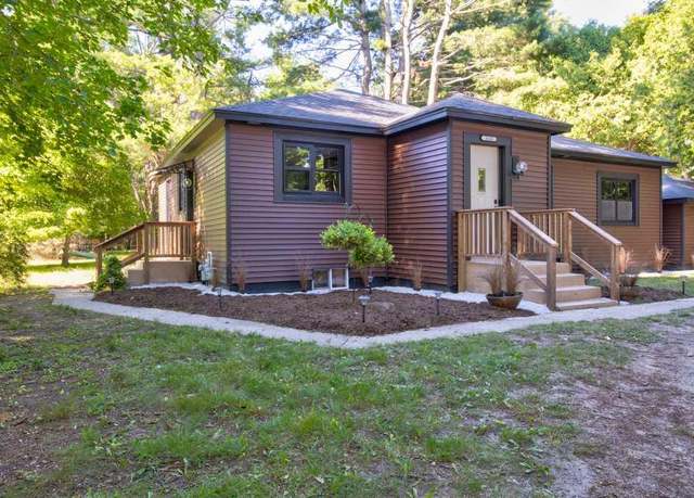 Property at 316 E Lewis St, Whitehall, MI 49461, 3 beds, 1 bath