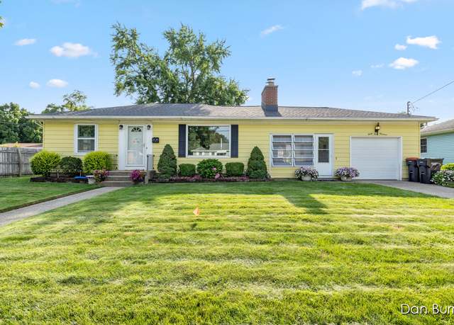 Property at 3300 Mckee Ave SW, Wyoming, MI 49509, 2 beds, 2 baths