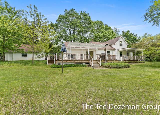 Property at 13897 Van Buren St, Holland, MI 49424, 3 beds, 1 bath