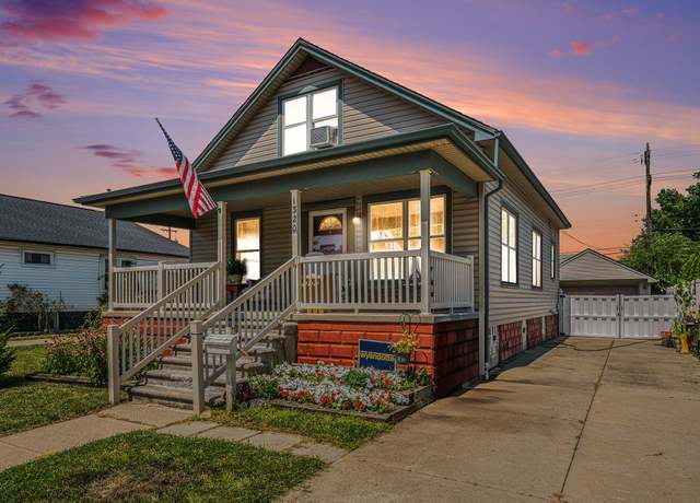 Property at 1320 Spruce St, Wyandotte, MI 48192, 2 beds, 1 bath