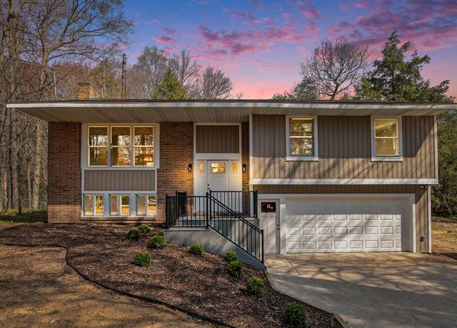 Property at 2908 Rennells Rd, Spring Lake, MI 49456, 4 beds, 3 baths