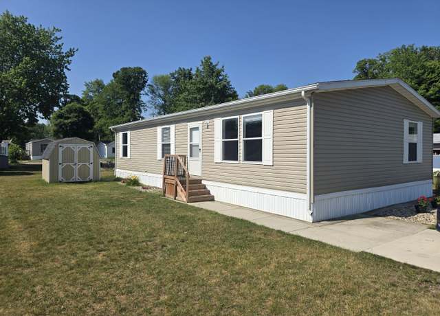 Property at 26 Traveler Drive 26, Sparta, MI 49345, 3 beds, 2 baths