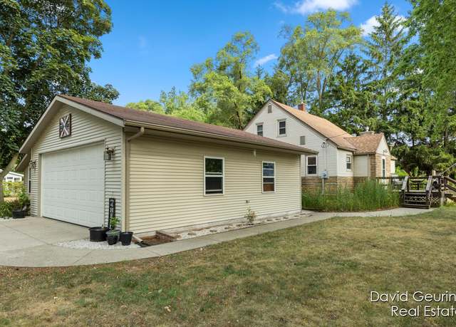 Property at 730 S 160th Ave, Holland, MI 49423, 4 beds, 1 bath