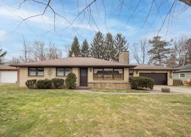 Property at 1523 Applecroft Ave, Portage, MI 49002, 4 beds, 2 baths