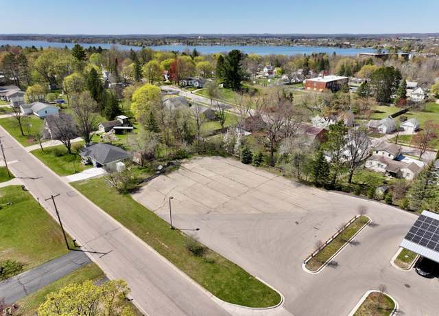 Property at 208 Robertson St, Cadillac, MI 49601