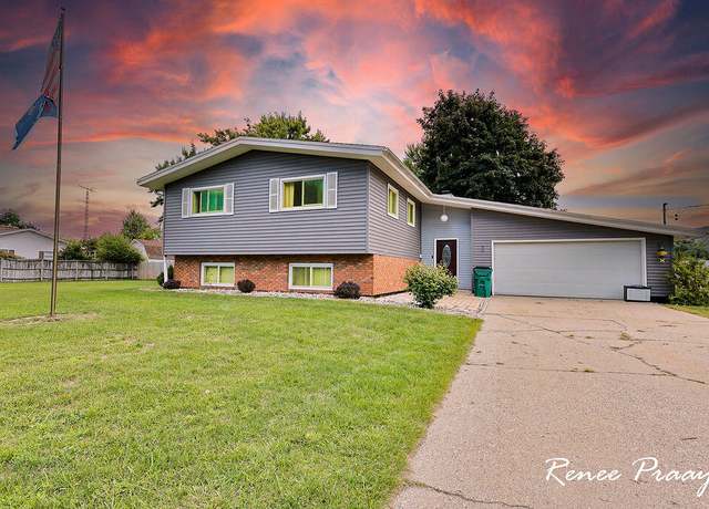 Property at 2801 E Bard Rd, Muskegon, MI 49445, 5 beds, 3 baths