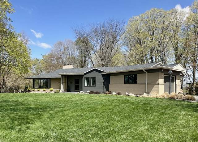 Property at 811 Winter Ave, Big Rapids, MI 49307, 3 beds, 2.5 baths