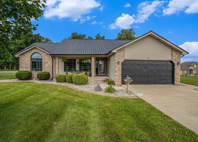 Property at 674 Booth Rd, Bronson, MI 49028, 4 beds, 2 baths