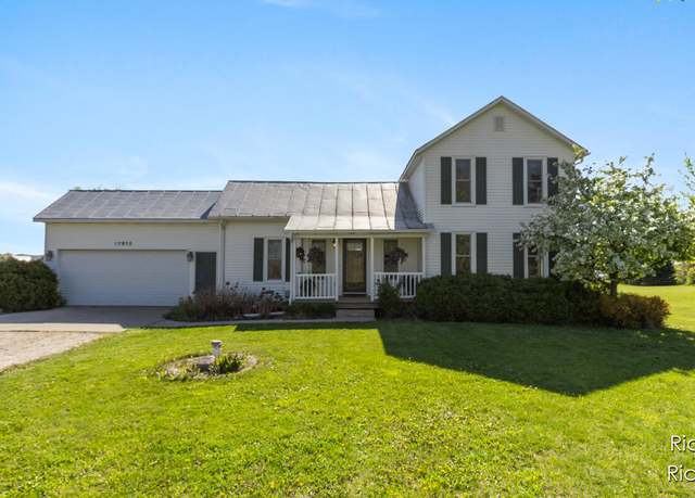 Property at 17970 Algoma Ave NE, Sand Lake, MI 49343, 4 beds, 2 baths