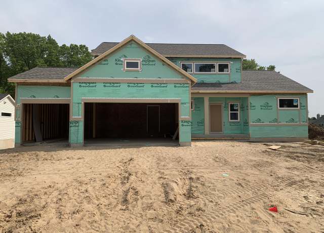 Property at 7826 Woodhurst Dr NE, Rockford, MI 49341, 4 beds, 2.5 baths