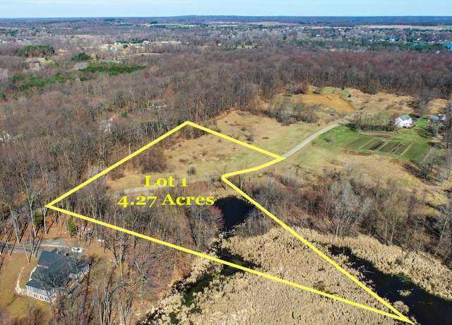Property at 1949 Percy Ln, Highland, MI 48357