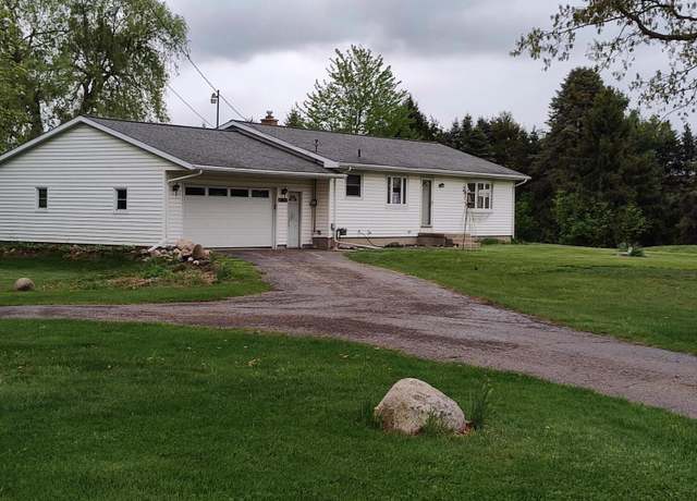 Property at 8100 Mcarthur Ave NE, Belding, MI 48809, 2 beds, 1 bath