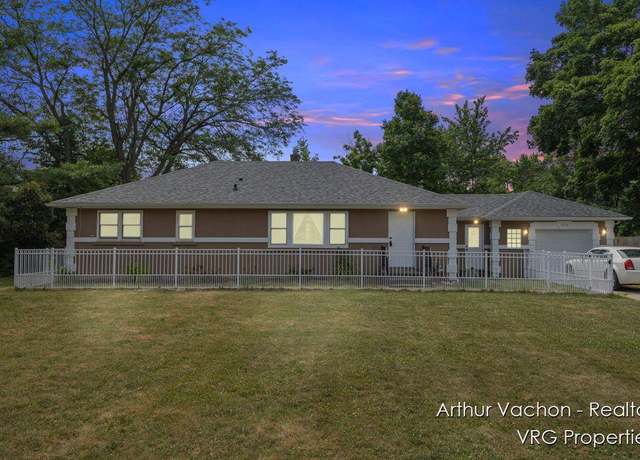 Property at 3330 Bradford St NE, Grand Rapids, MI 49525, 3 beds, 1.5 baths