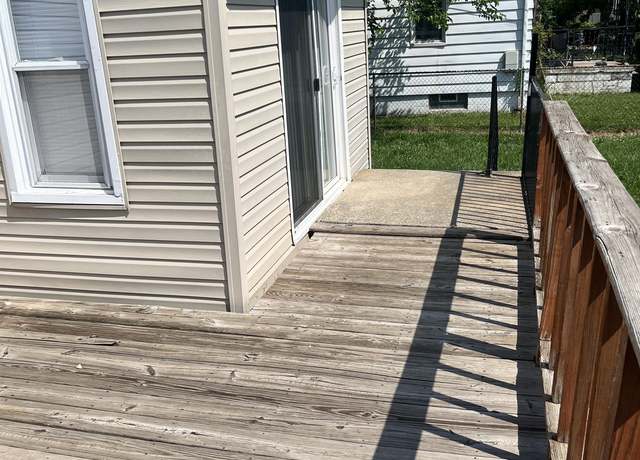 Property at 25230 Ford St, Roseville, MI 48066, 3 beds, 1 bath