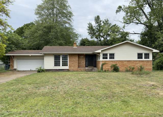 Property at 1358 Neece Dr, Norton Shores, MI 49441, 3 beds, 1.5 baths