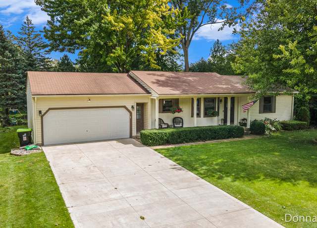 Property at 1940 Observatory Ave SE, Grand Rapids, MI 49546, 3 beds, 2.5 baths