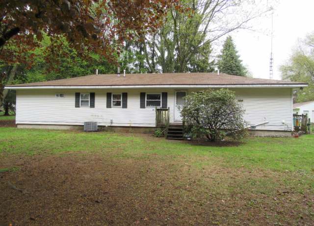 Property at 25330 Dunning St, Cassopolis, MI 49031, 4 beds, 2 baths