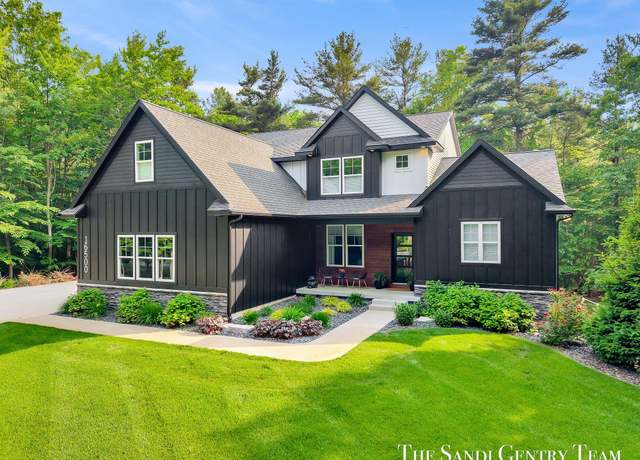 Property at 16500 Haven Woods Ct, West Olive, MI 49460, 7 beds, 3.5 baths