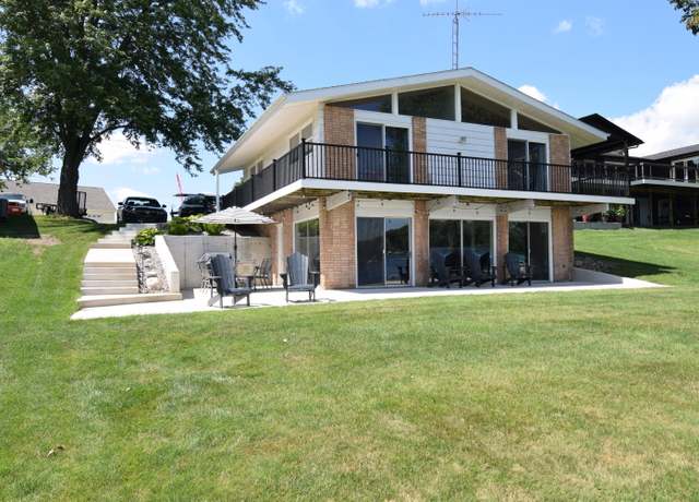Property at 223 Lake Shore Dr, Coldwater, MI 49036, 3 beds, 2 baths