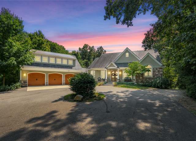 Property at 8777 W Main St, Kalamazoo, MI 49009, 6 beds, 4 baths