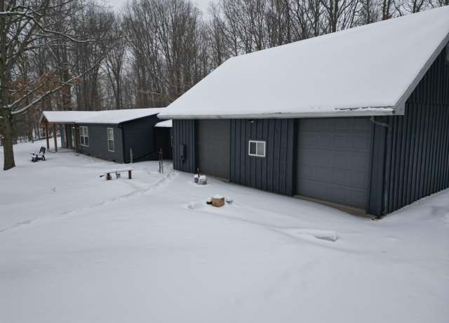 Property at 8278 W Schmeid Rd, Lakeview, MI 48850, 3 beds, 2.5 baths