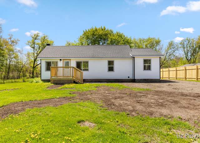 Property at 311 W Fenwick Rd, Fenwick, MI 48834, 2 beds, 1 bath