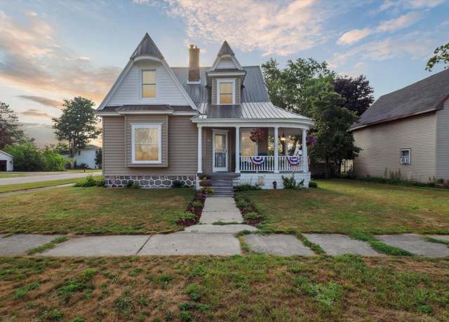 Property at 546 N Main St, Evart, MI 49631, 4 beds, 2 baths