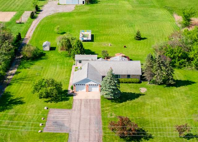 Property at 2595 Will Carleton Rd, Flat Rock, MI 48134, 3 beds, 2 baths